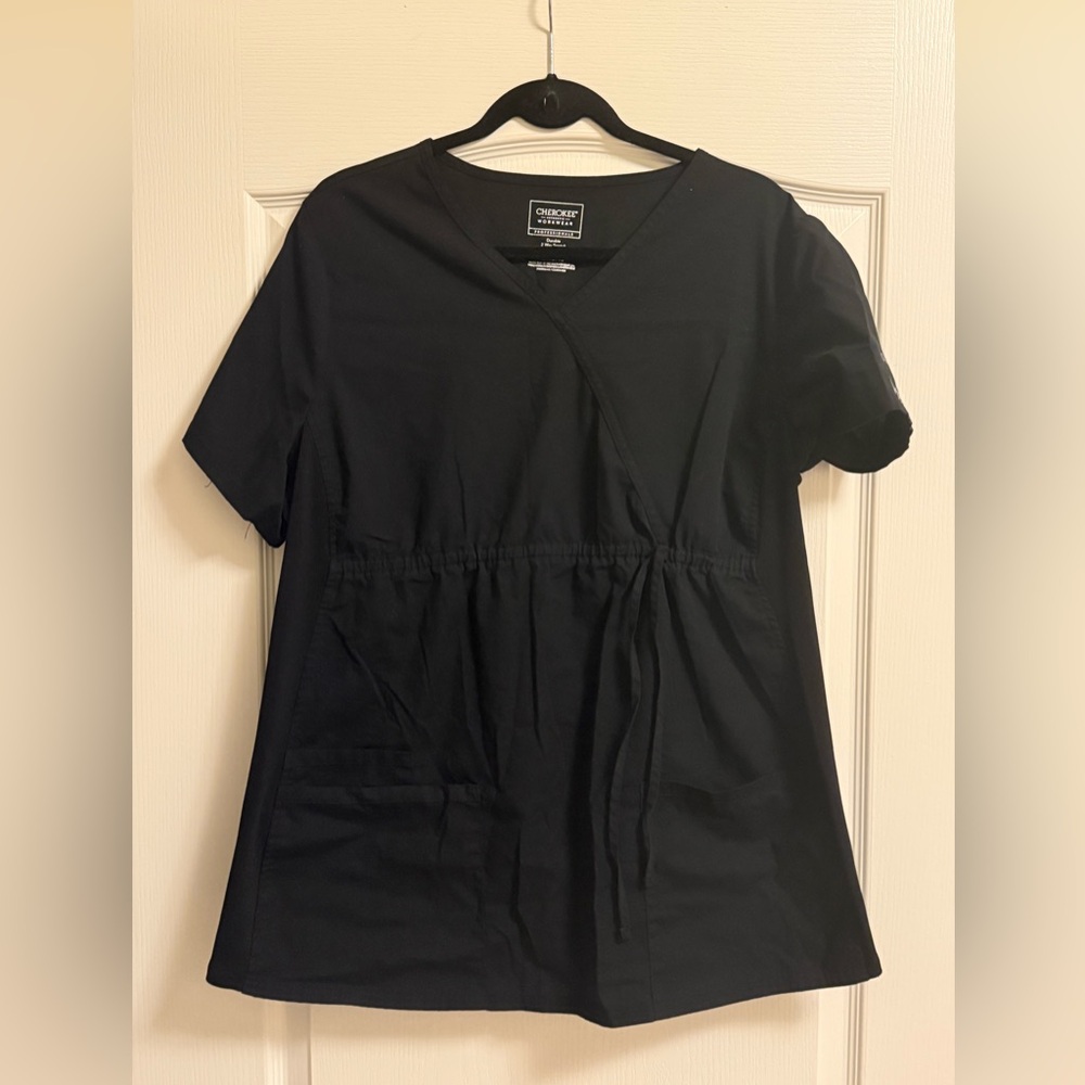 Cherokee Maternity Scrub top XL